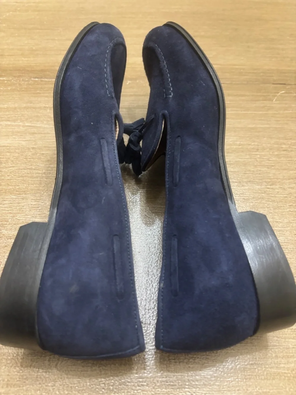 Brooks Brothers Tassel Suede Loafers Navy Men 6.5 Made in Italy Quiet Luxury